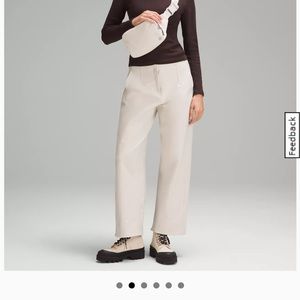 NWoT Lululemon 2L Everywhere Belt Bag in White Opal